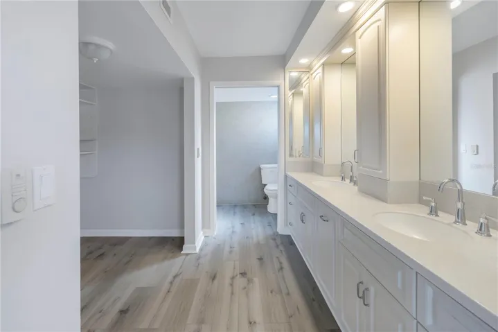 Ensuite bathroom