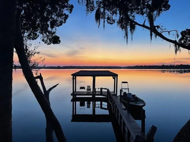 Beautiful sunrise photo taken by the seller from the balcony.