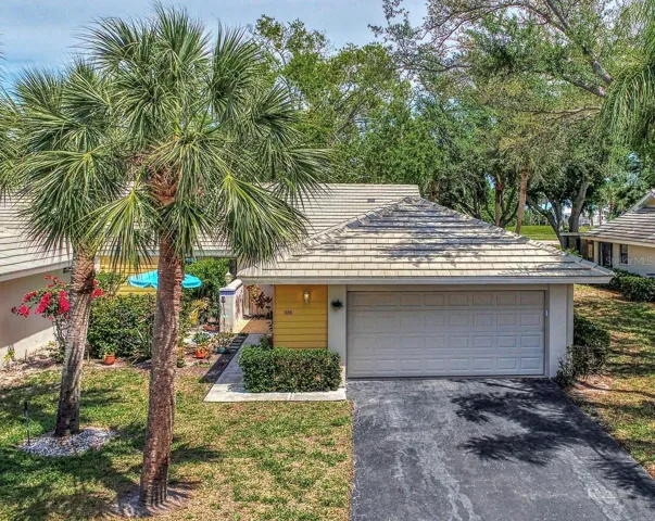 Front of Villa w/Private Garden Patio
