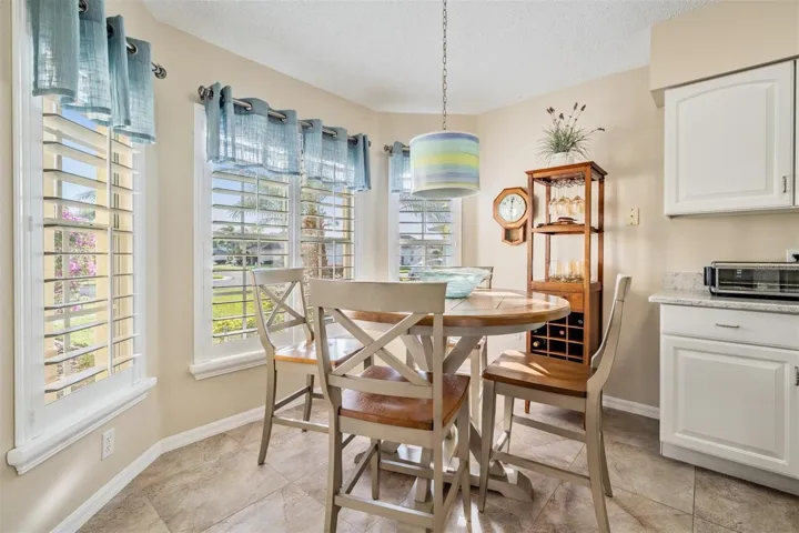 Breakfast nook