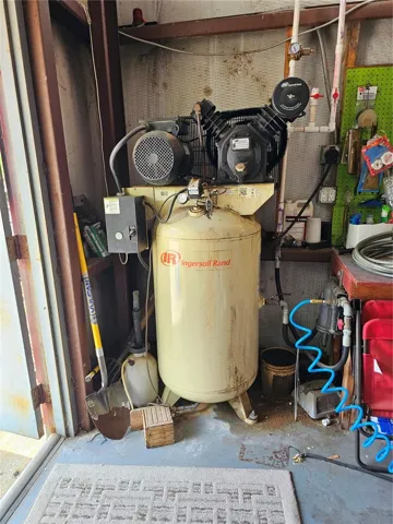 air compressor in building