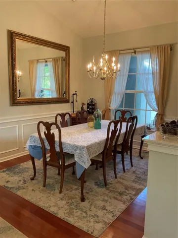 Formal dining room