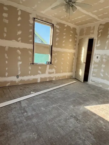 2nd floor bed 1