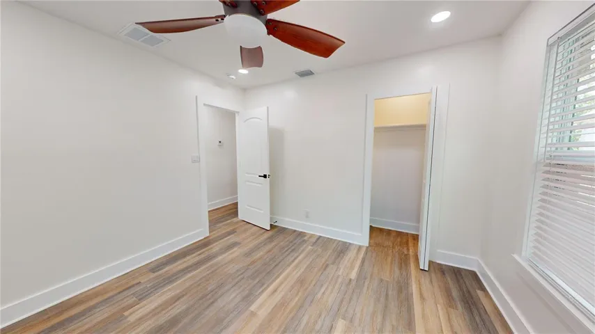 Main house bedroom 3