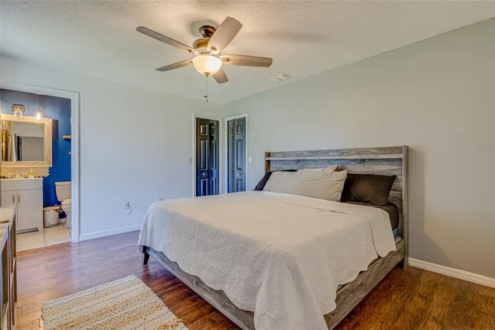 Primary Bedroom (2)