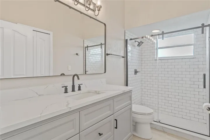 2nd Bathroom