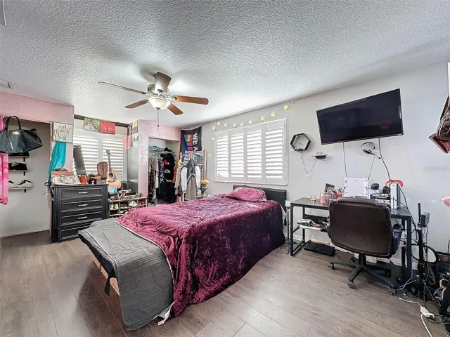 soo much room in here with 2 closets.