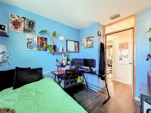 Bedroom 2, Or office space