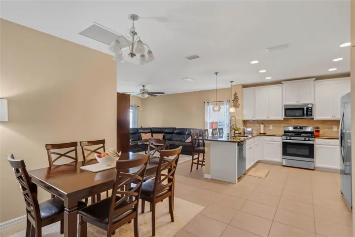 Dining & Kitchen