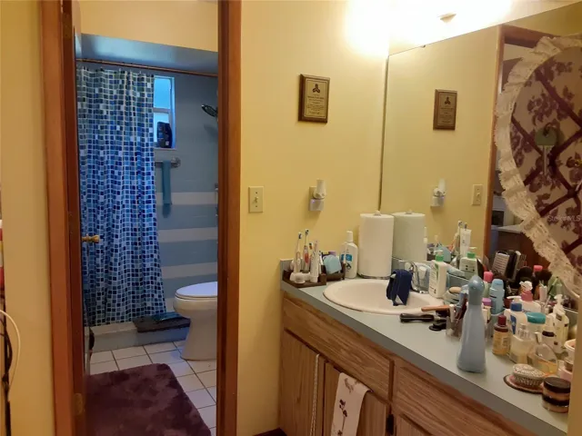 master bath 2nd vanity