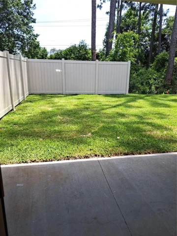 patio with privacy fening
