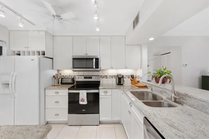 Pretty Granite Counters