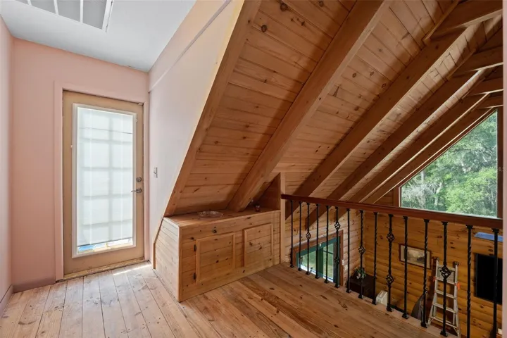 Loft/Landing