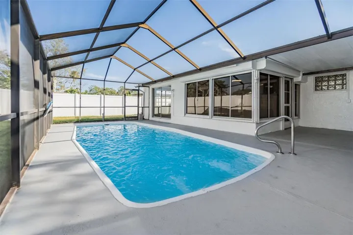 New pool pump