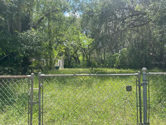 1/2 ACRE, JUST EAST OF HWY 441
