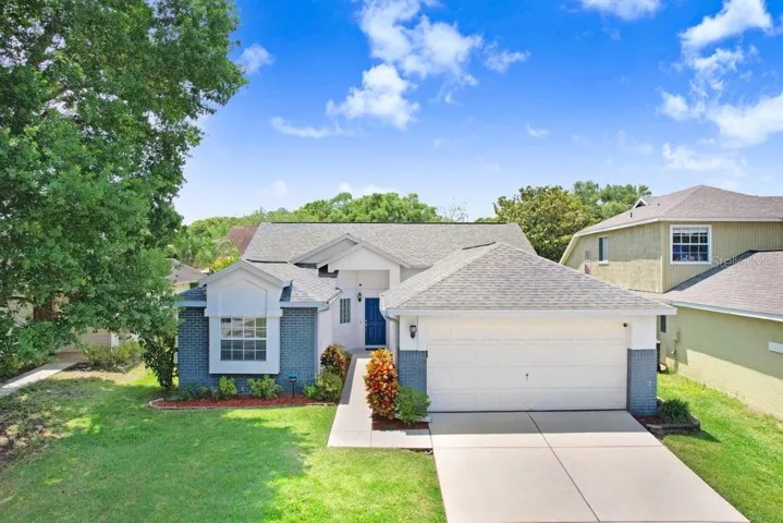 What an adorable 3 bed / 2ba home!!!  So clean and well-maintained!