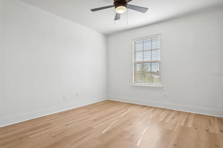 upstirs bedroom 3