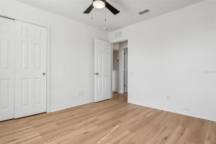 upstirs bedroom 3