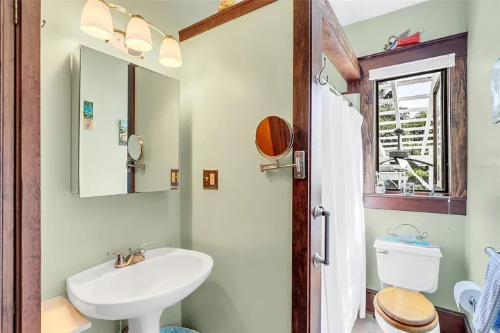 HALL BATH