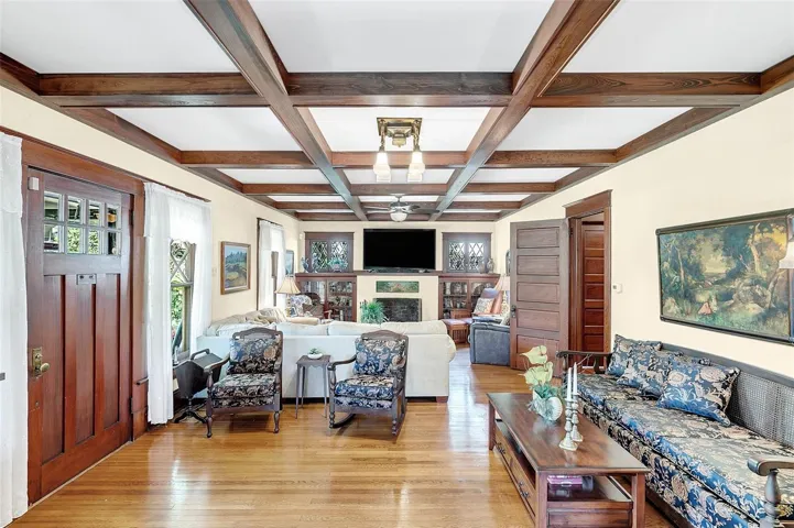 VIEW TO LIVING ROOM