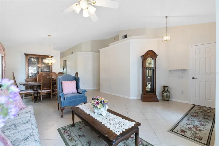 Living Room/Dining Room Combo