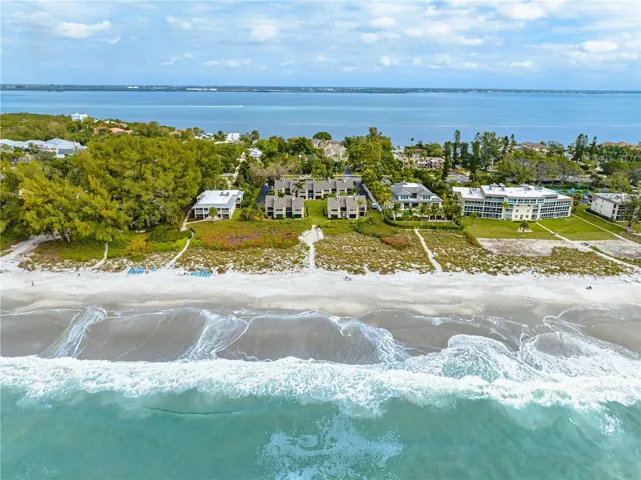 Banyan Bay Club Beachfront