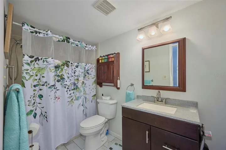 Master ensuite