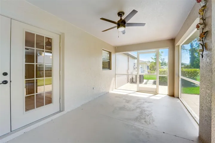 Screened in Lanai