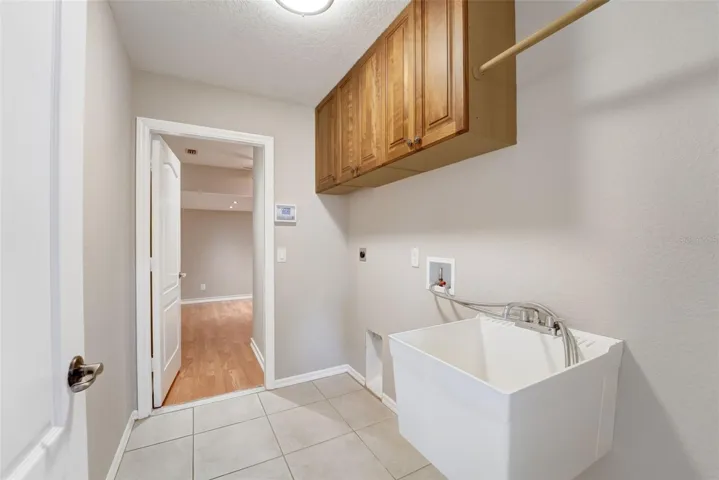 Laundry Room and Entrance to Bonus Room