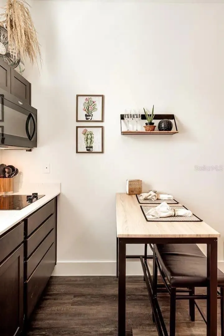 Kitchen + dining area
