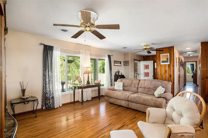 Living room. Natural Light.