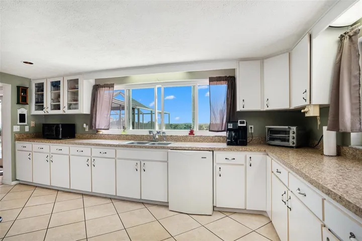 Kitchen. Gas Range. New Windows. New Paint.