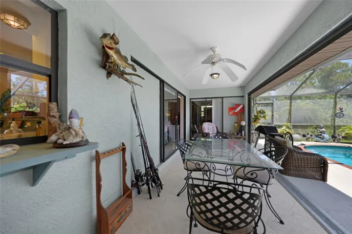 Pass through from kitchen to lanai