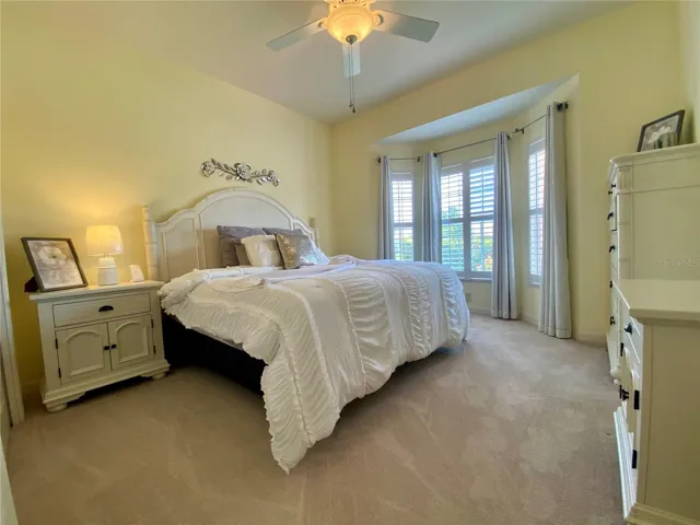 Guest bedroom