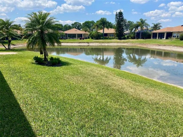 Pond behind home for added privacy