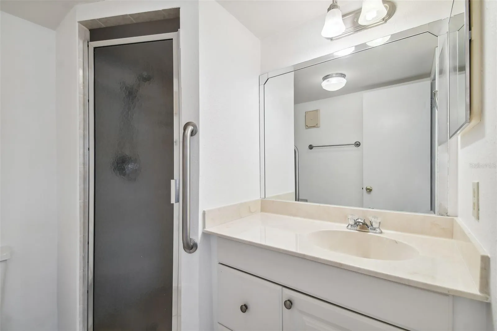 Secondary bathroom