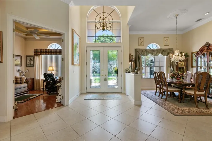 16 ft Ceiling at Foyer Entrance.