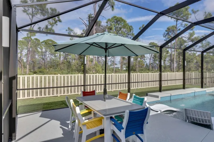 Large entertaining areas @ both ends of the pool