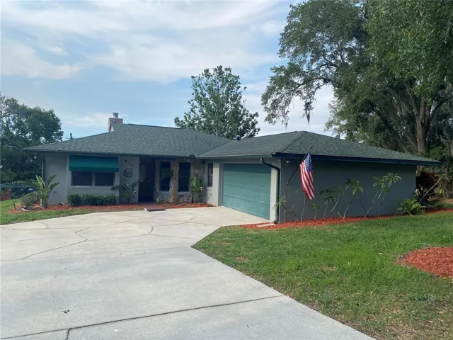 Front view of home