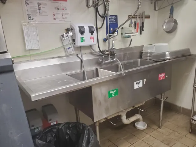 TRI SINK