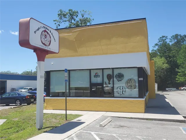 FRONTS ON US41