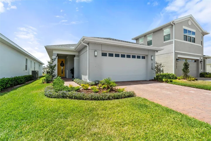 3200 Songbird Cir Harmony FL 34773