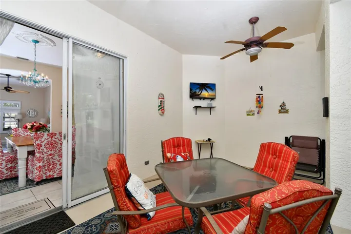 Enjoy the outside dining.
