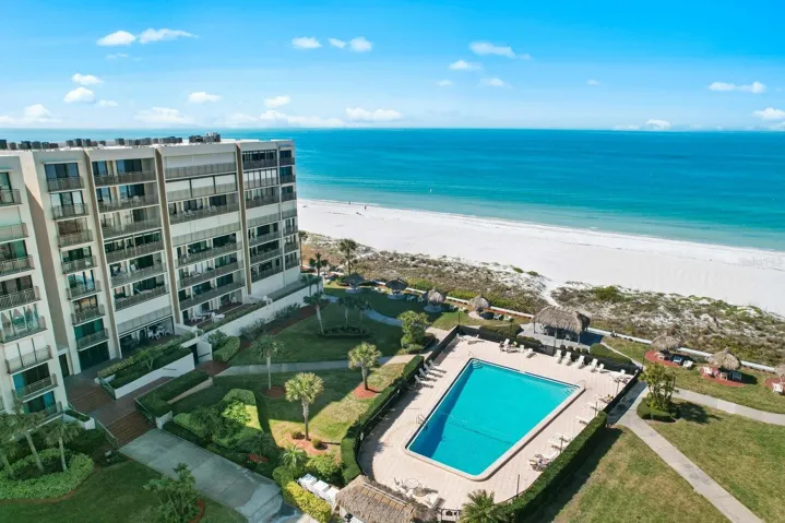 Welcome to 1430 Gulf Blvd Unit 411