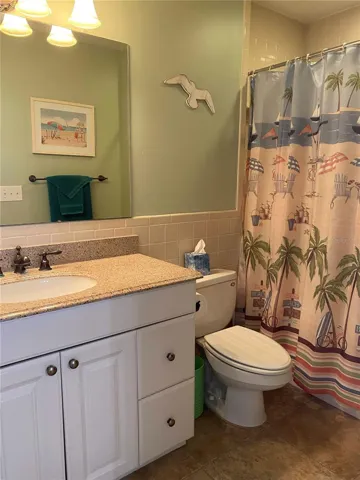 Secondary En Suite Bath