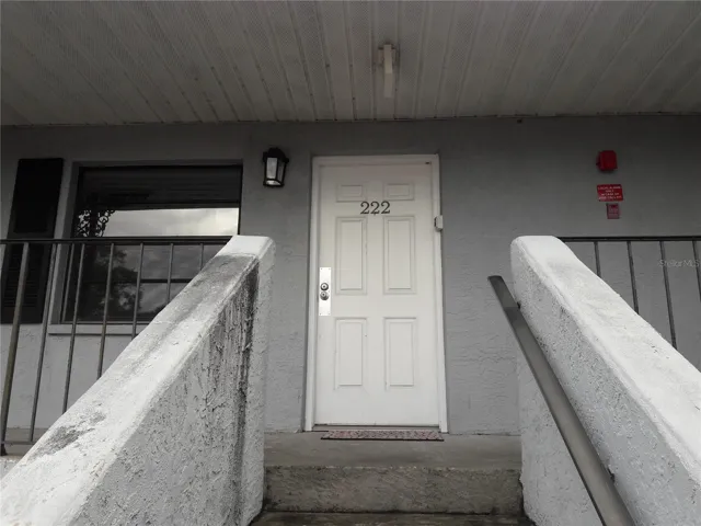 #222 101 Lake Ave N/E