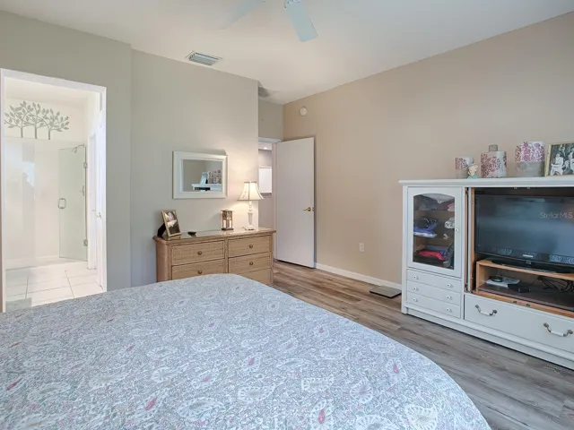 Guest Bedroom 2