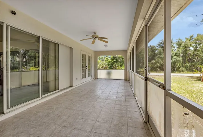 Lanai 2
