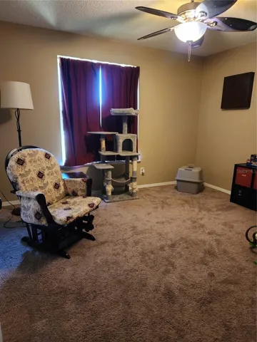 Guest bedroom