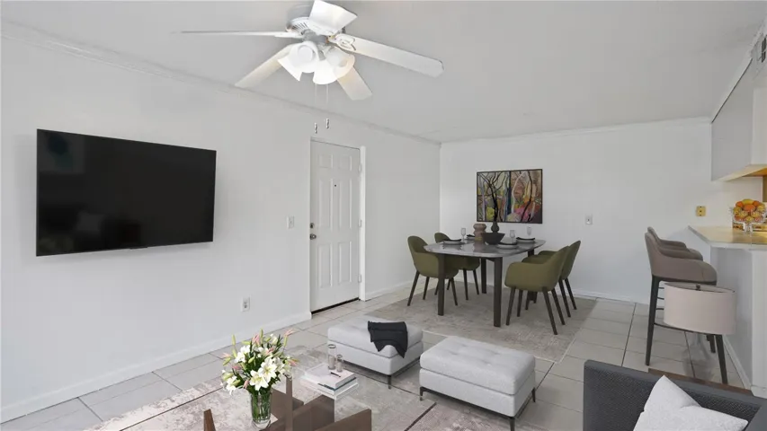 *Virtually Staged* Living & Dinning Room